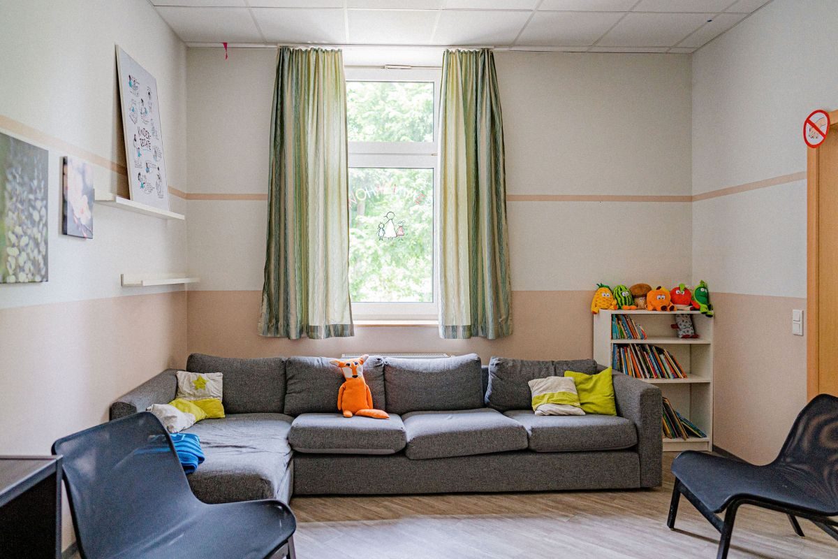 skf-haus-widey-mutter-kind-mukiapp-wohnbereich-1